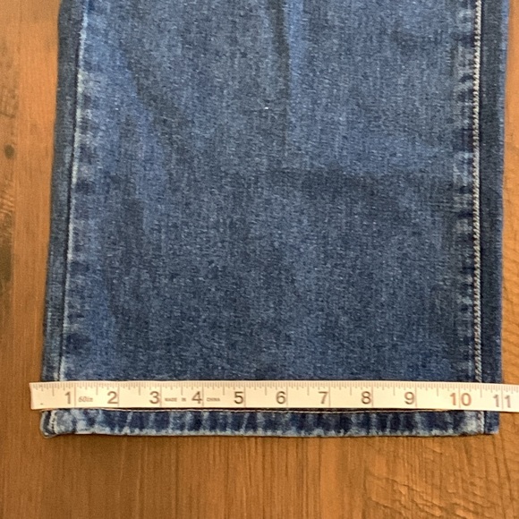 SHEIN MATERNITY JEANS DISTRESSED WIDE LEG - Picture 5 of 9